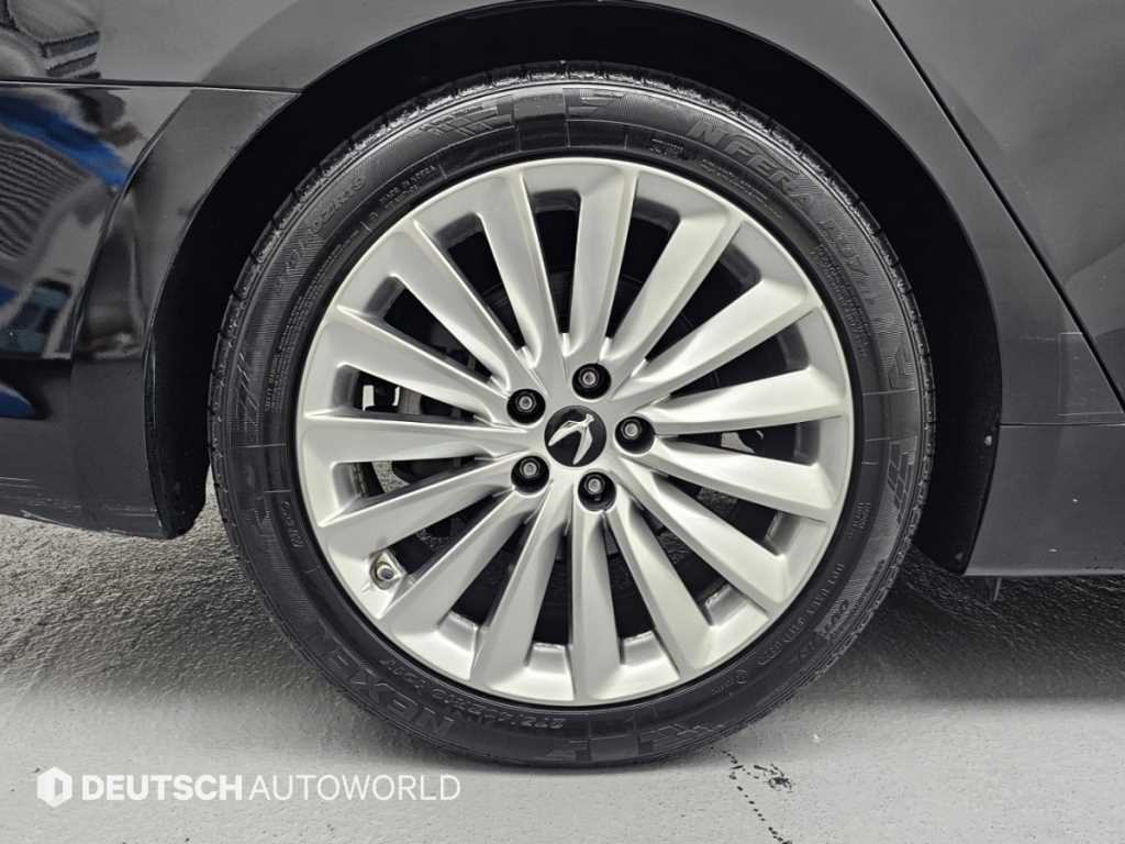 Hyundai Equus — photo 05
