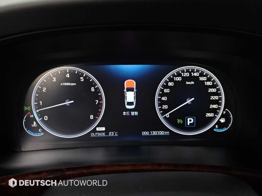 Hyundai Equus — photo 08