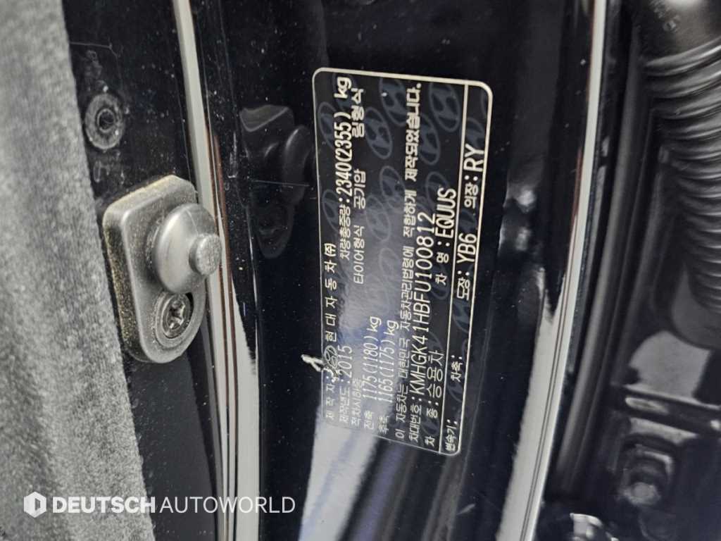 Hyundai Equus — photo 20
