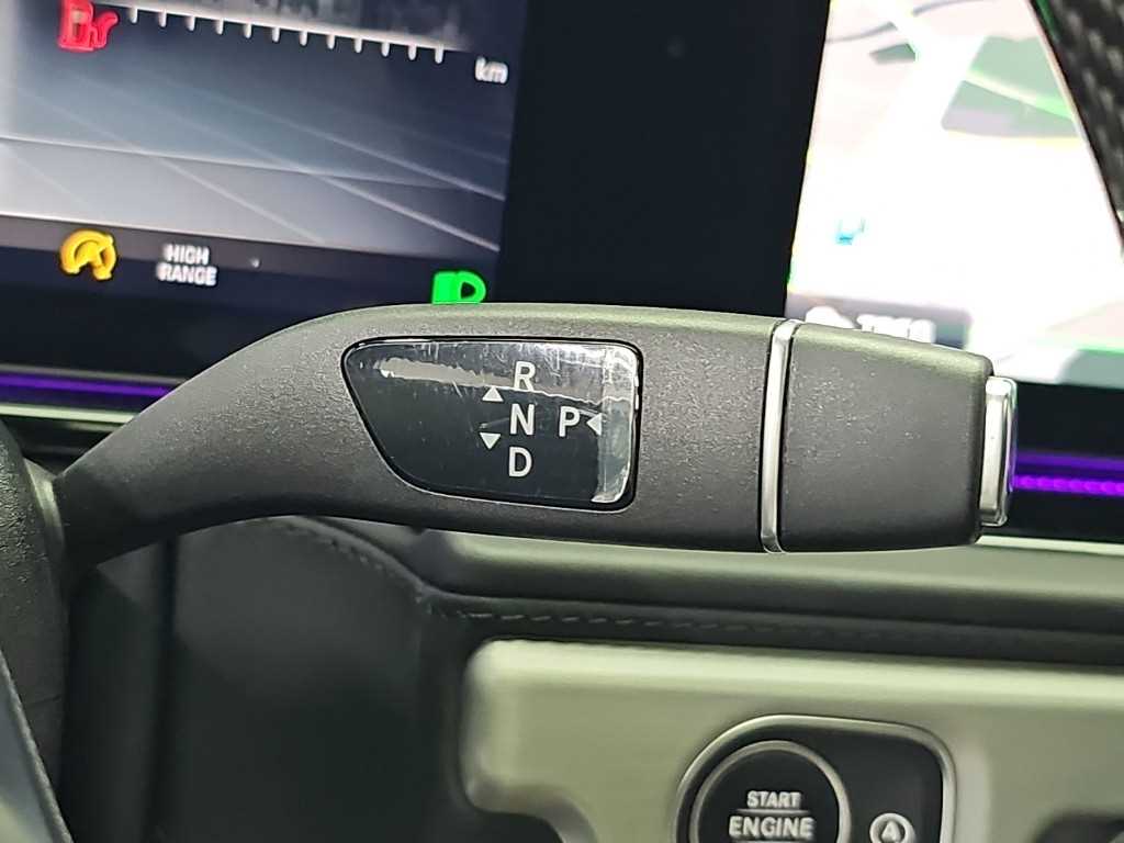 Mercedes-Benz G-Class — photo 08