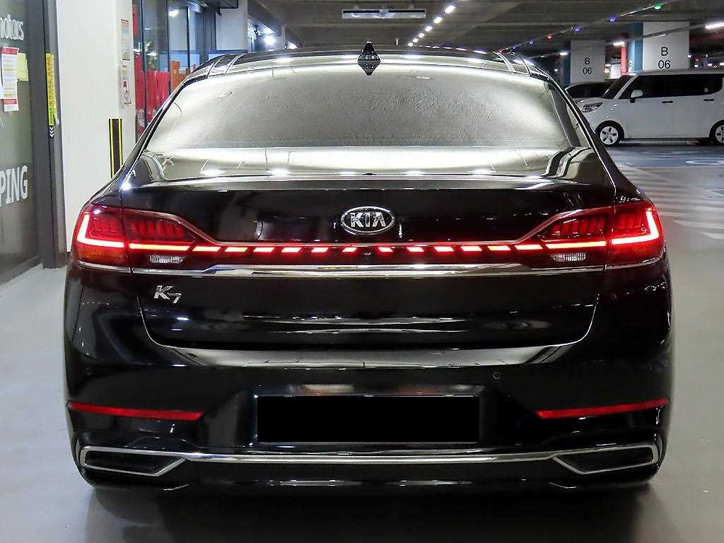 Kia K7 — photo 05