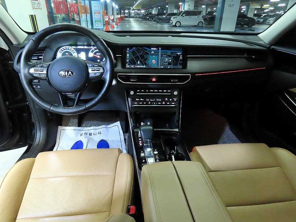 Kia K7 — photo 10