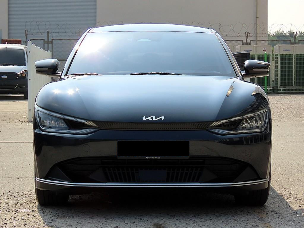 Kia EV6 — photo 01