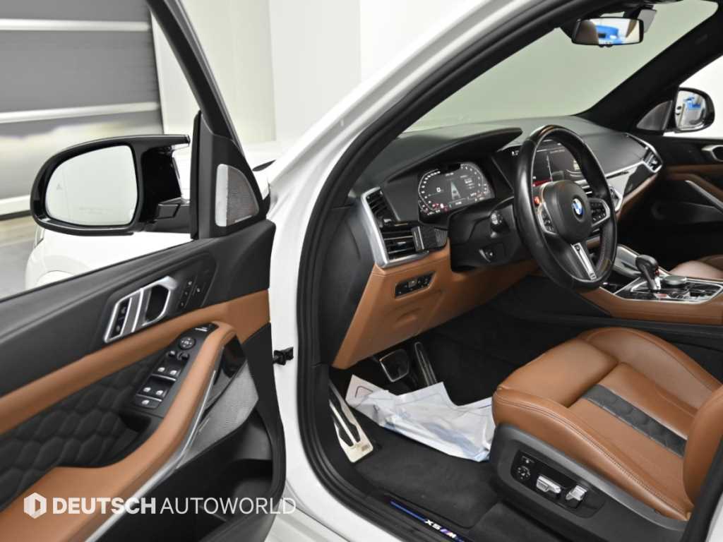 BMW X5M — photo 11
