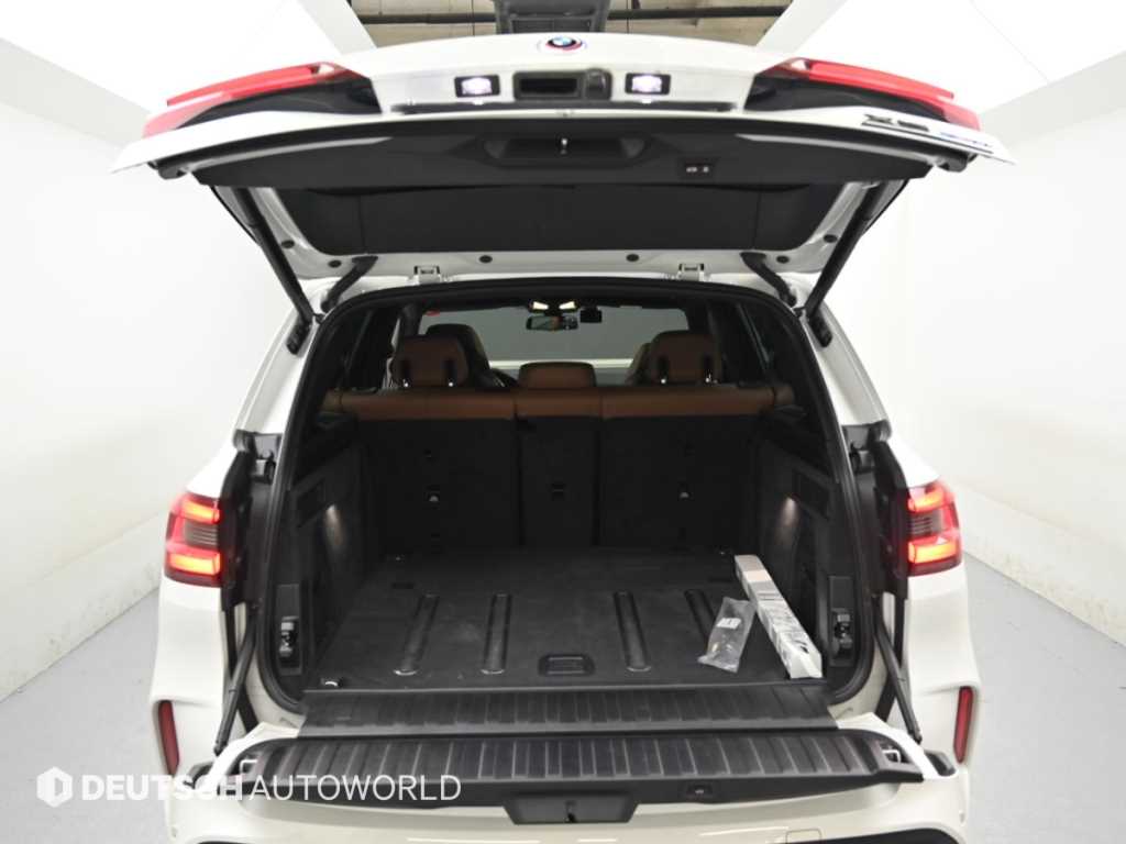 BMW X5M — photo 19