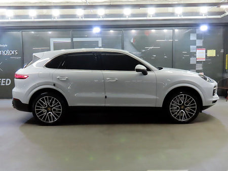 Porsche Cayenne — photo 03