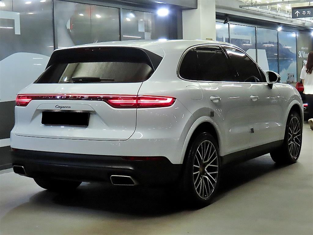 Porsche Cayenne — photo 04