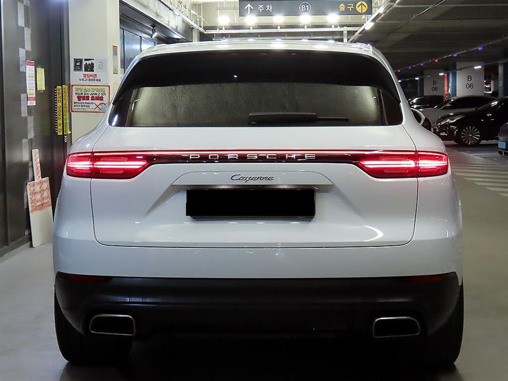 Porsche Cayenne — photo 05
