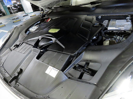 Porsche Cayenne — photo 19
