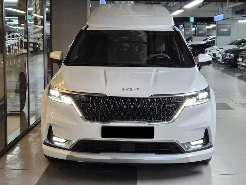 Kia Carnival — photo 04