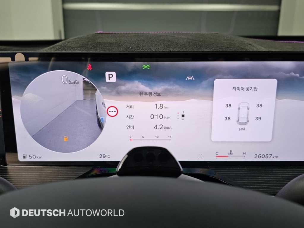 Genesis GV80 — photo 08