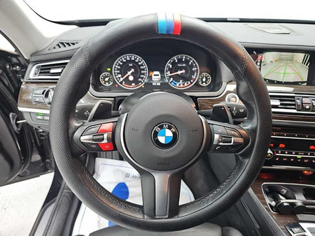 BMW 7-Series — photo 09