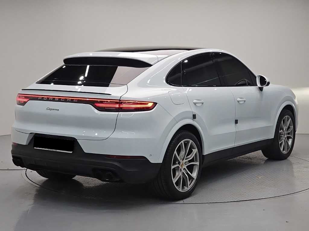 Porsche Cayenne — photo 04