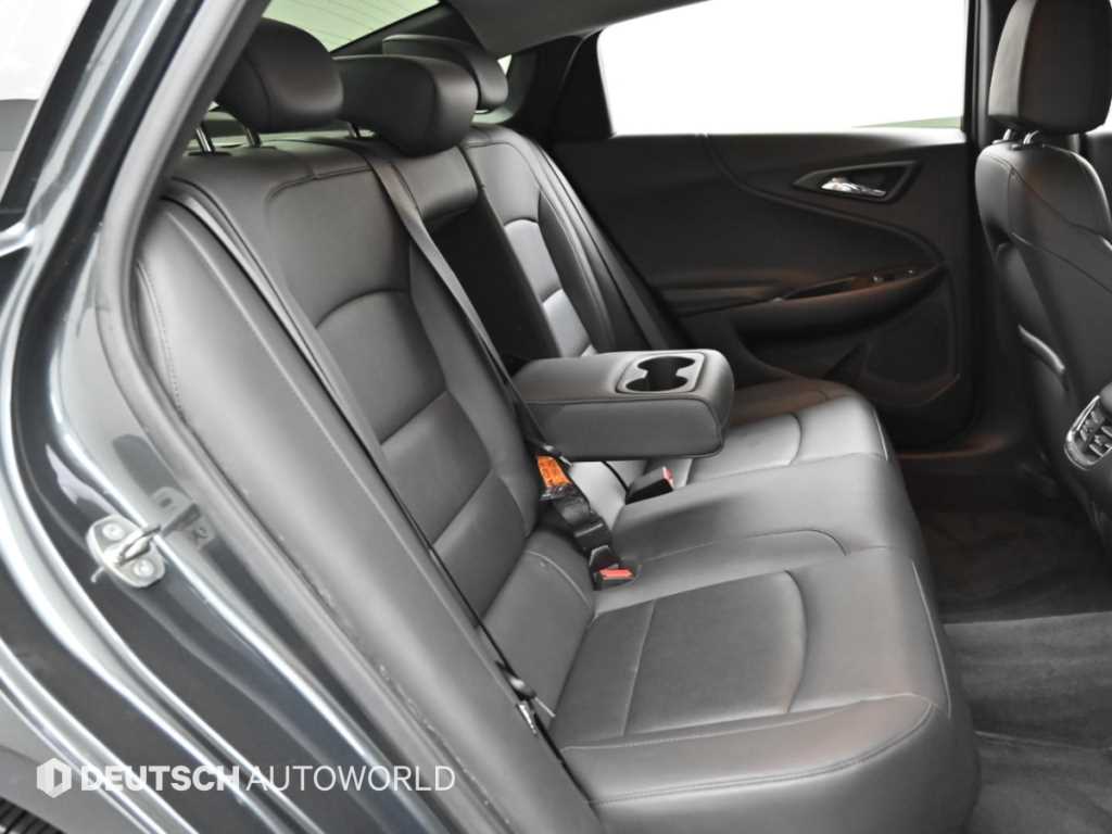 CHEVROLET Malibu — photo 12