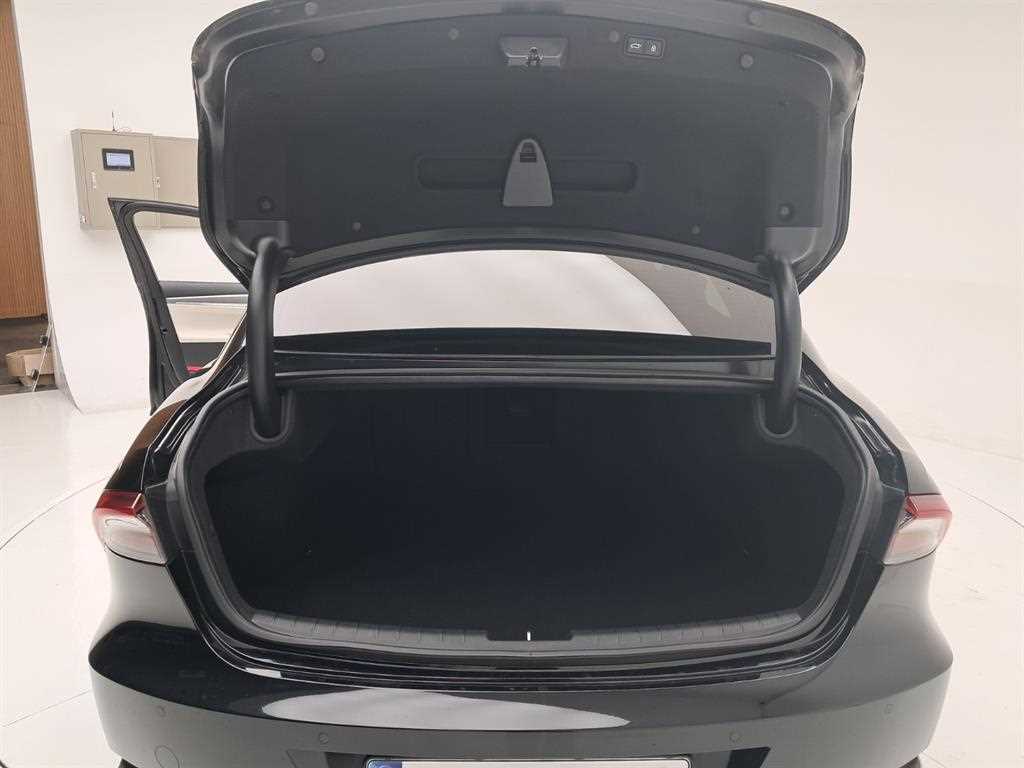 Hyundai Grandeur — photo 18