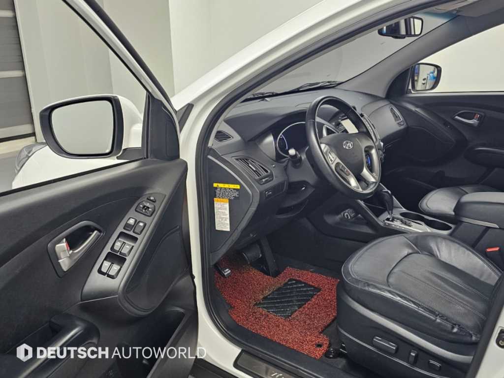 Hyundai Tucson — photo 11