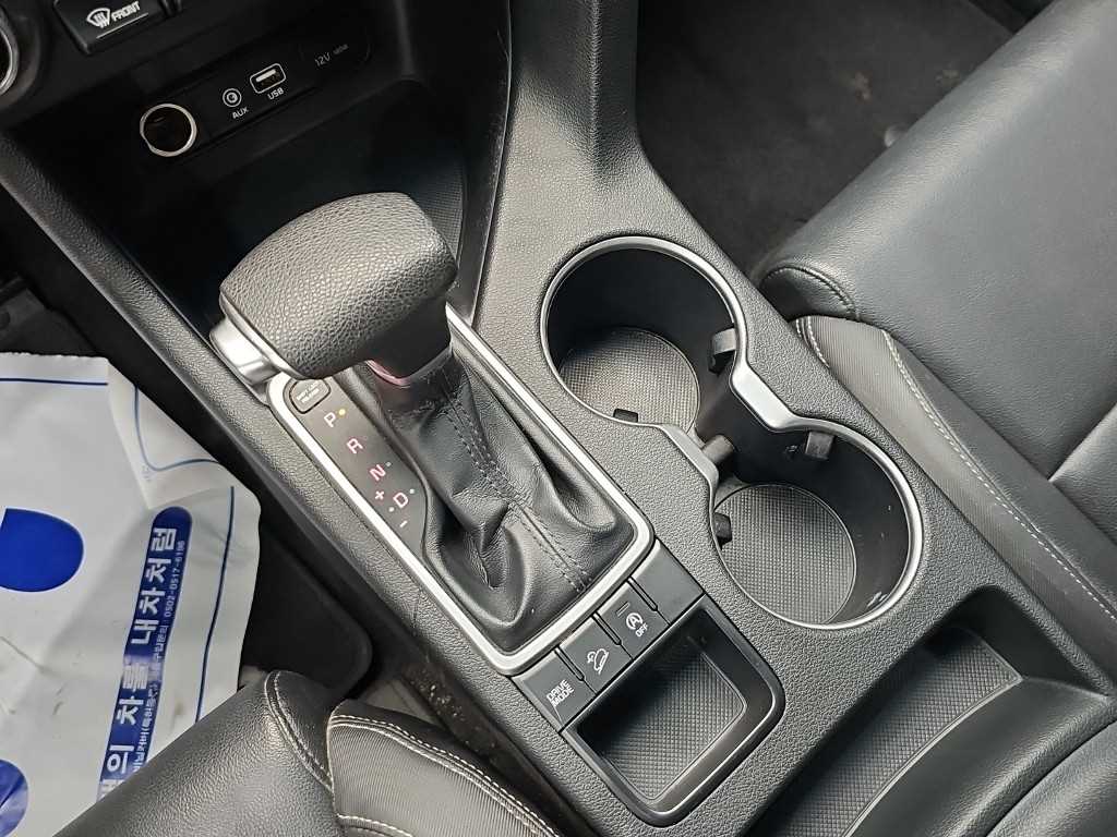 Kia Sportage — photo 08