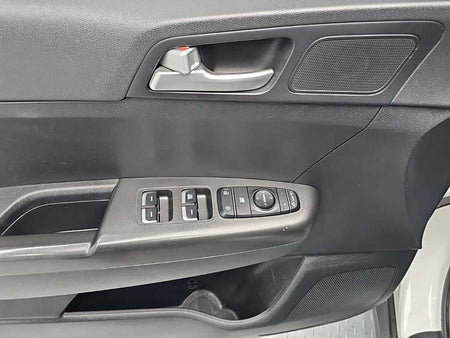 Kia Sportage — photo 15