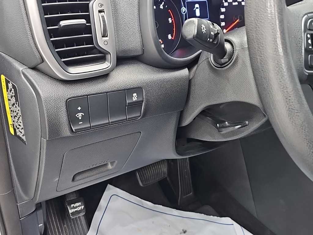 Kia Sportage — photo 16