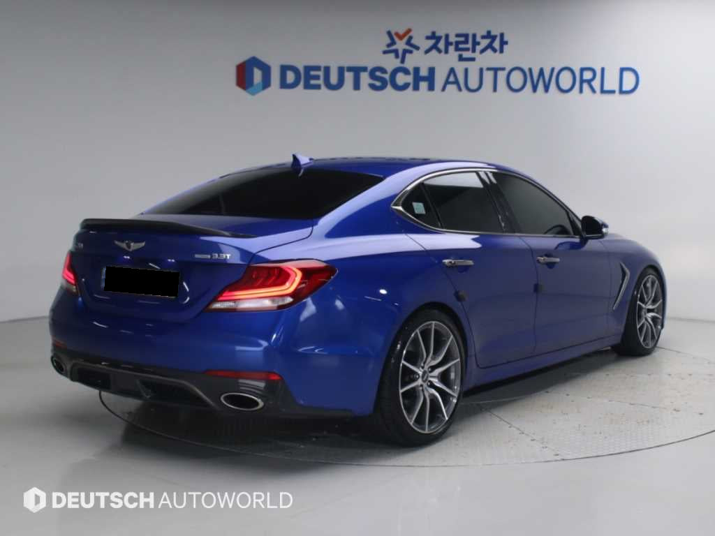 Genesis G70 — photo 02
