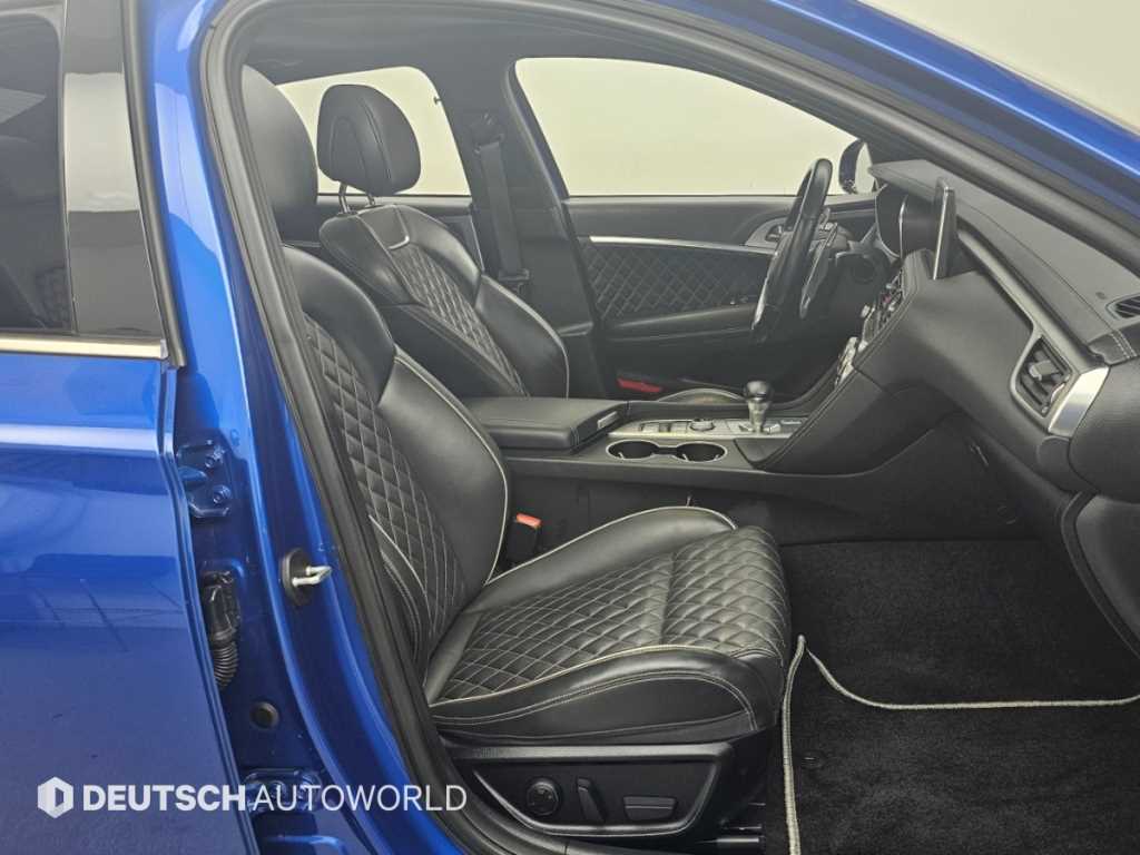 Genesis G70 — photo 10