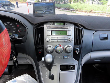 Hyundai Starex — photo 14