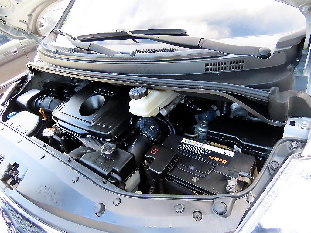 Hyundai Starex — photo 19