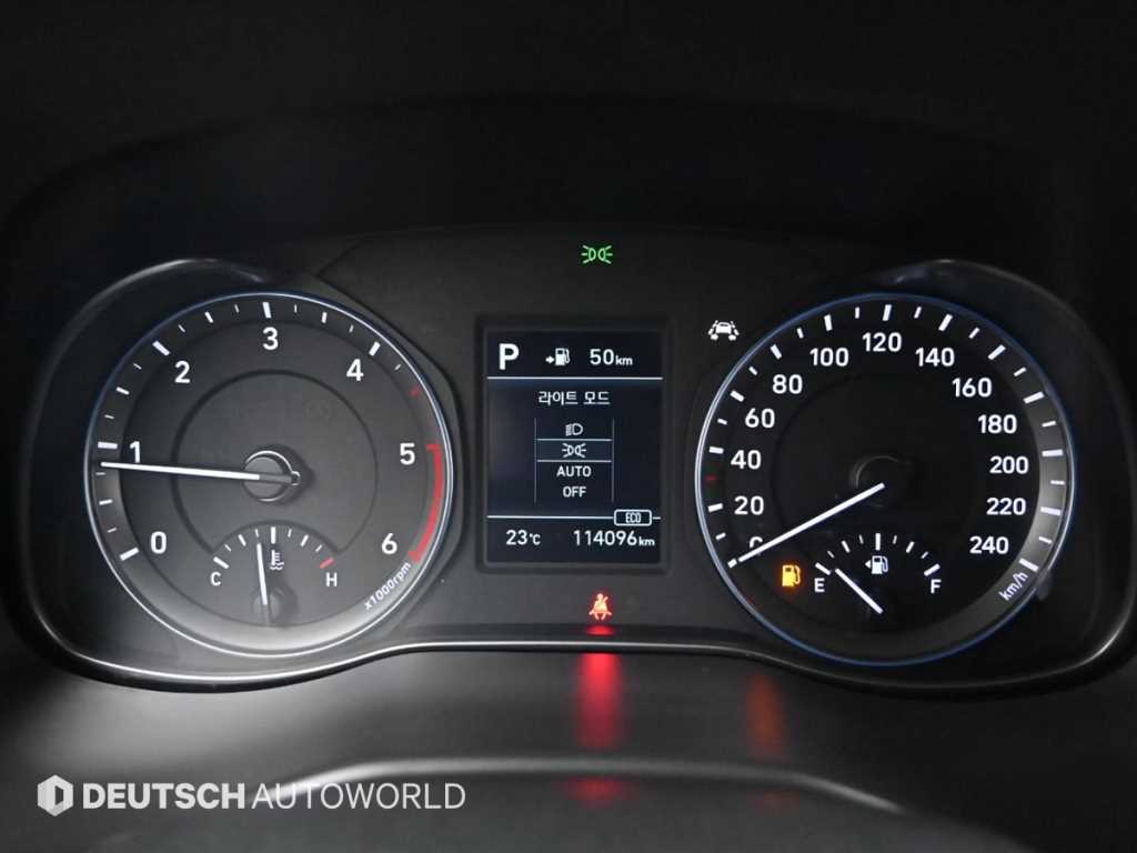 Hyundai Kona — photo 08