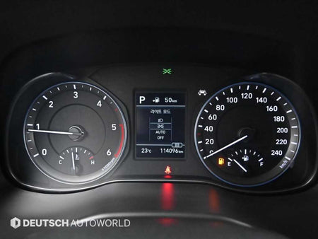 Hyundai Kona — photo 08