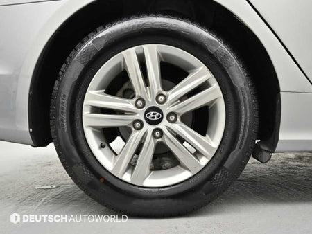 Hyundai Sonata — photo 06