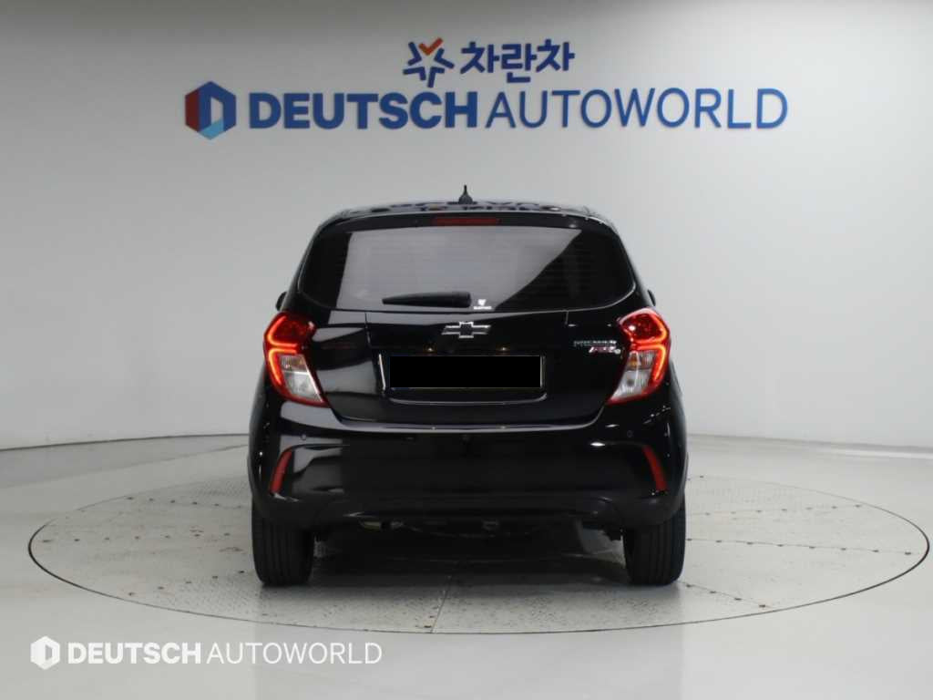 CHEVROLET Spark — photo 04