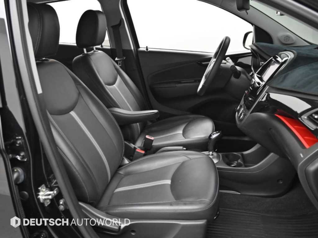 CHEVROLET Spark — photo 10