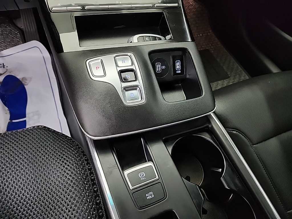 Hyundai Grandeur — photo 08
