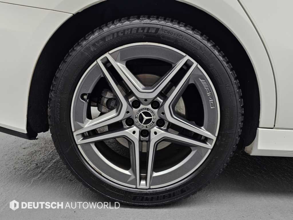Mercedes-Benz A-Class — photo 05