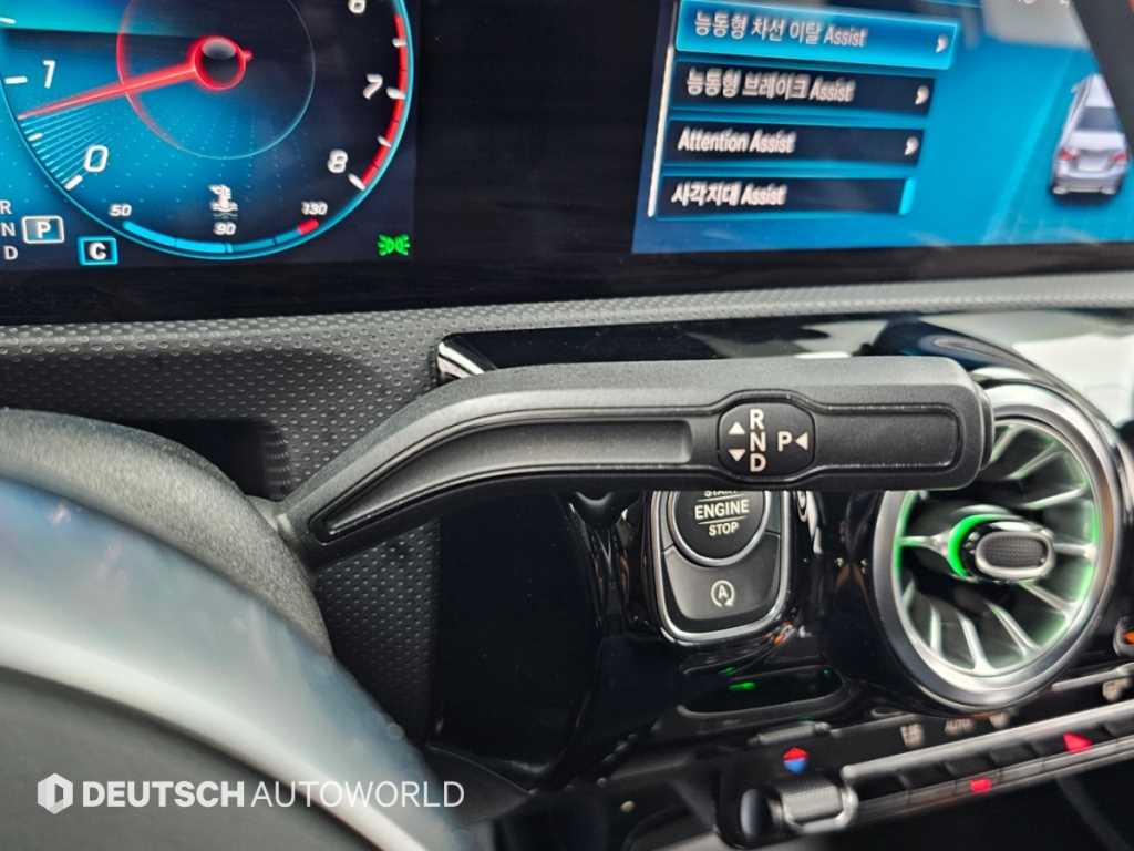 Mercedes-Benz A-Class — photo 09