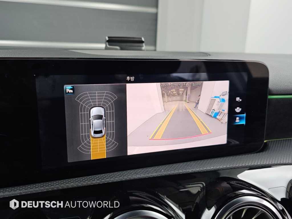 Mercedes-Benz A-Class — photo 15