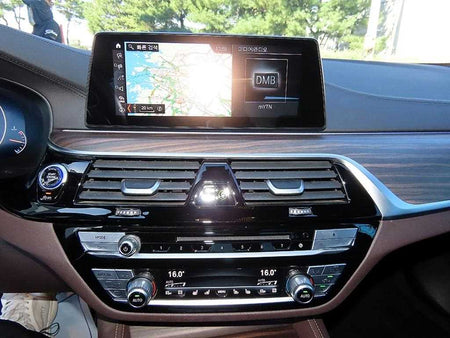 BMW 5-Series — photo 14