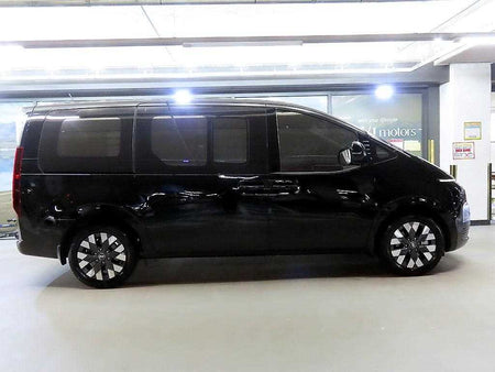 Hyundai Staria — photo 03