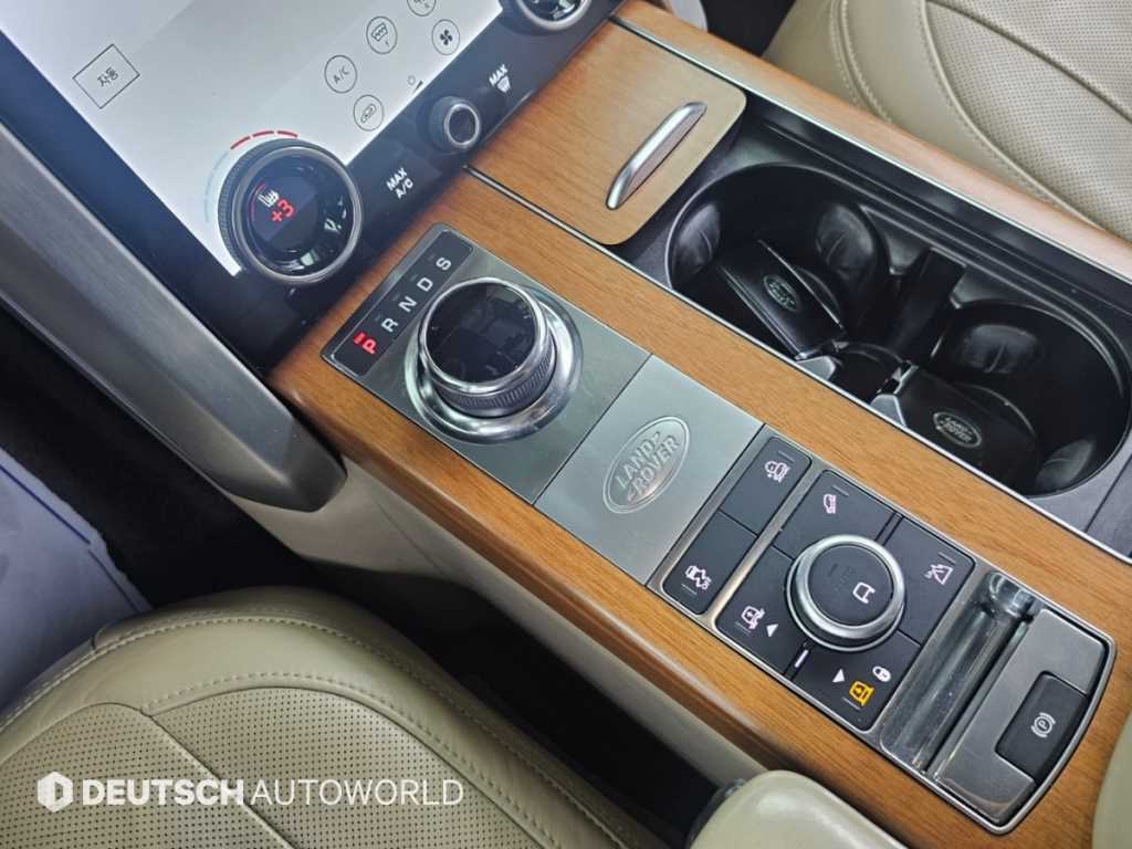 Land Rover Range Rover — photo 09