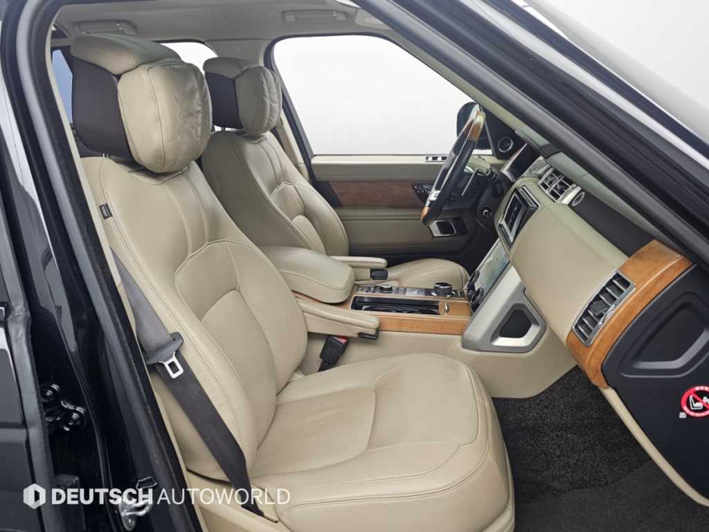 Land Rover Range Rover — photo 10