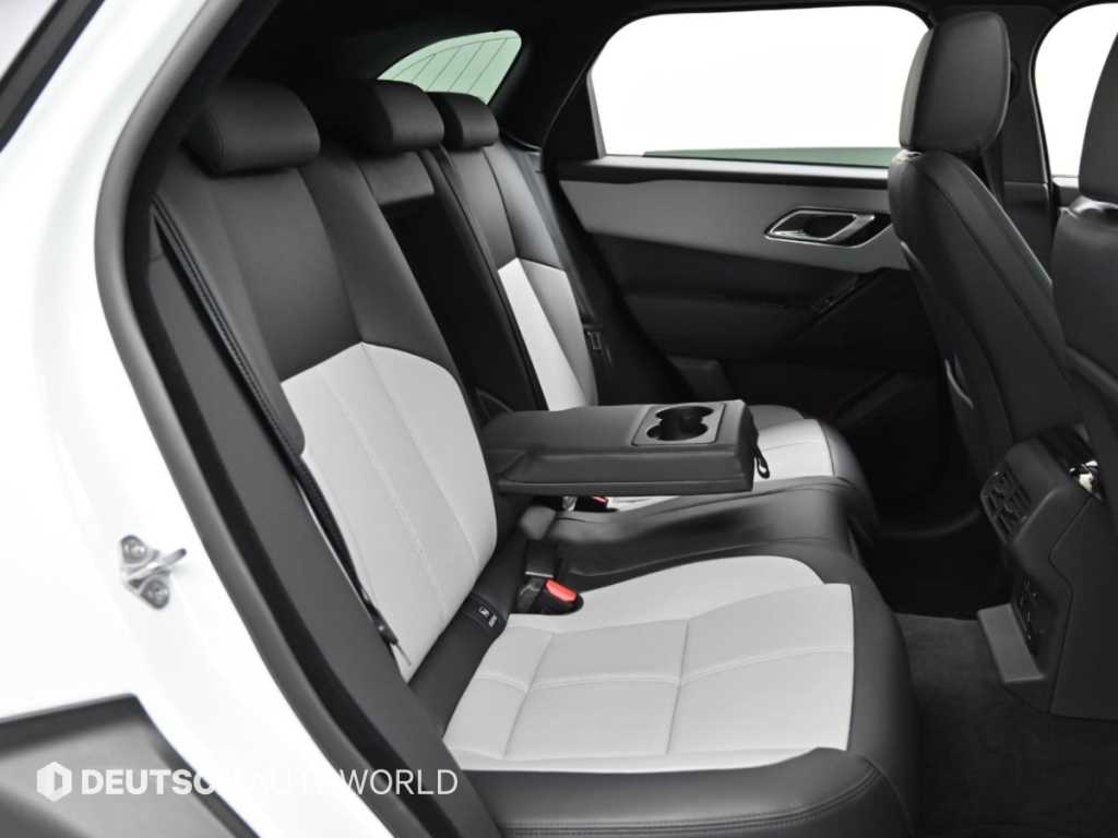 Land Rover Range Rover Velar — photo 12
