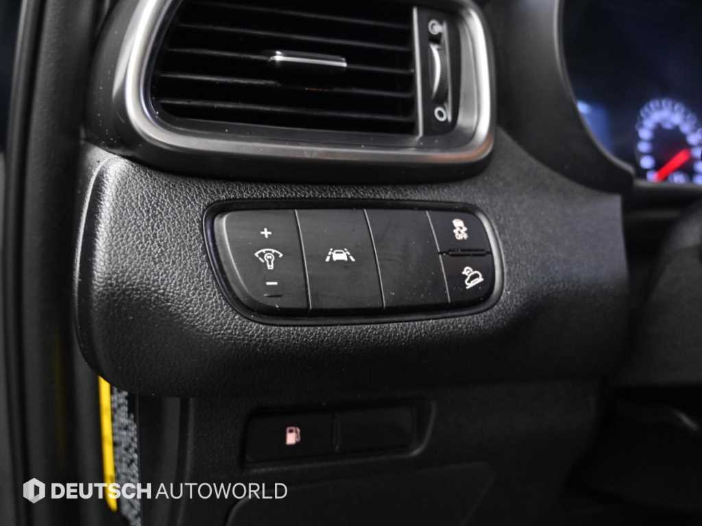 Kia Sorento — photo 17