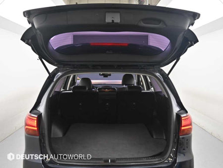Kia Sorento — photo 19