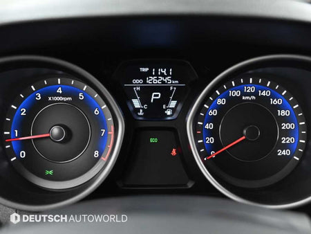Hyundai Avante — photo 08