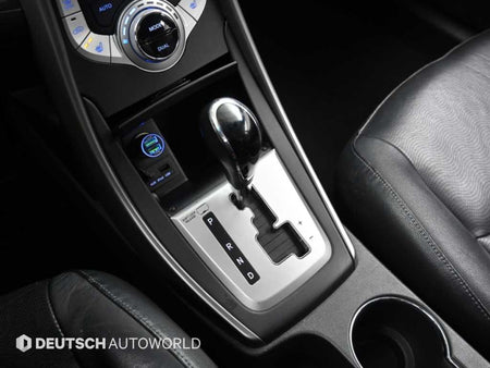 Hyundai Avante — photo 09