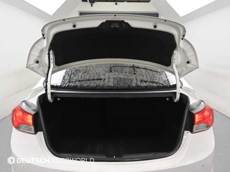 Hyundai Avante — photo 19