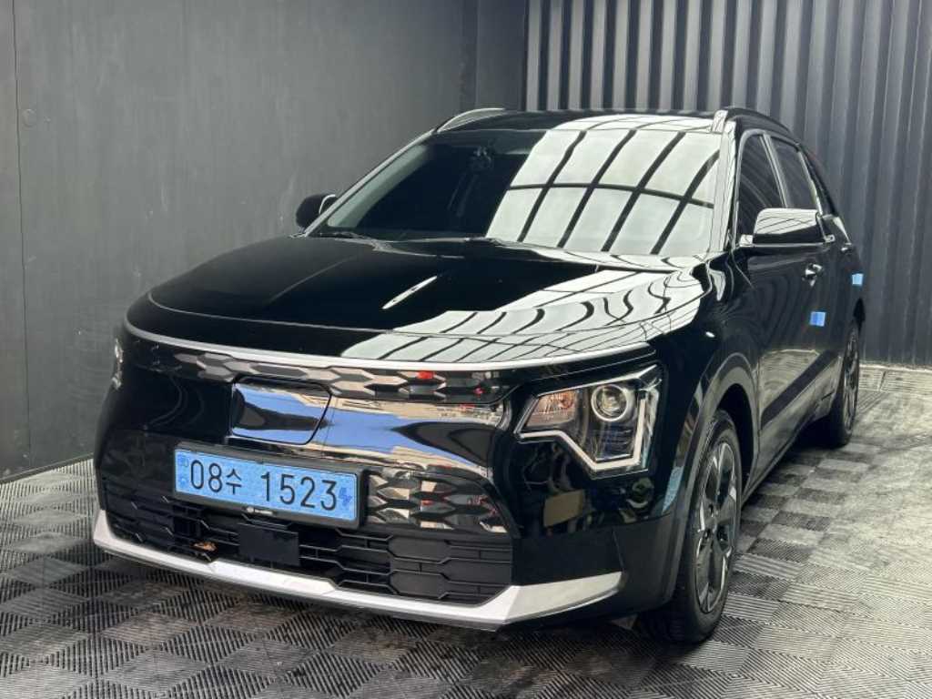 Kia Niro — photo 03