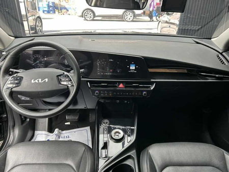 Kia Niro — photo 09