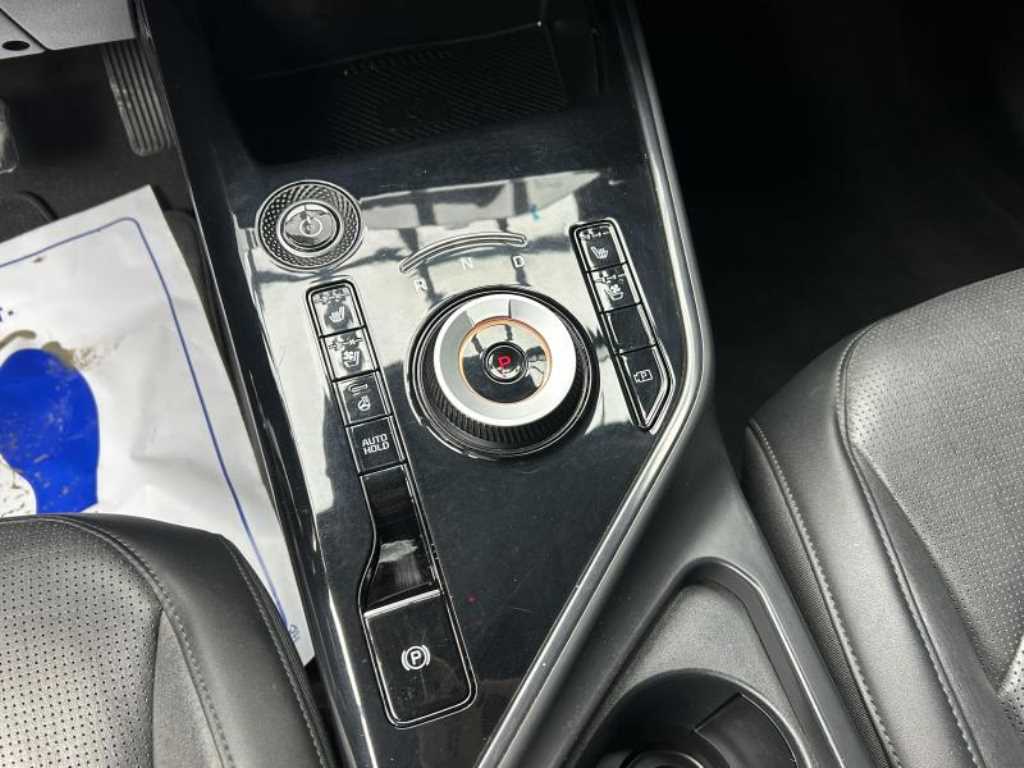 Kia Niro — photo 12