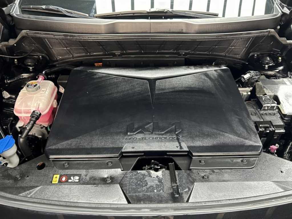 Kia Niro — photo 18